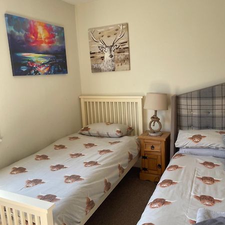 Charleston Apartment Self Catering 5 Min Drive From Town Centre Inverness Bagian luar foto