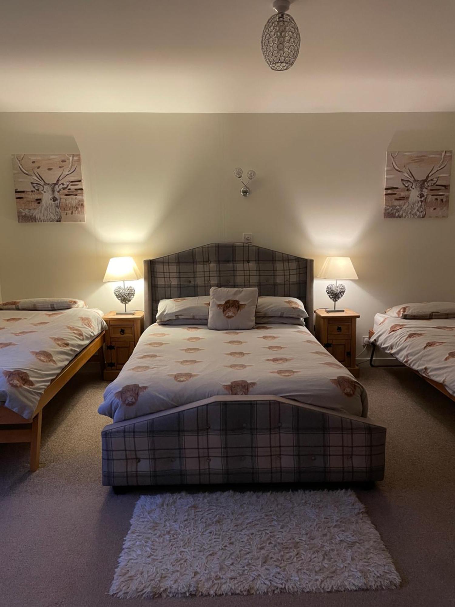 Charleston Apartment Self Catering 5 Min Drive From Town Centre Inverness Bagian luar foto